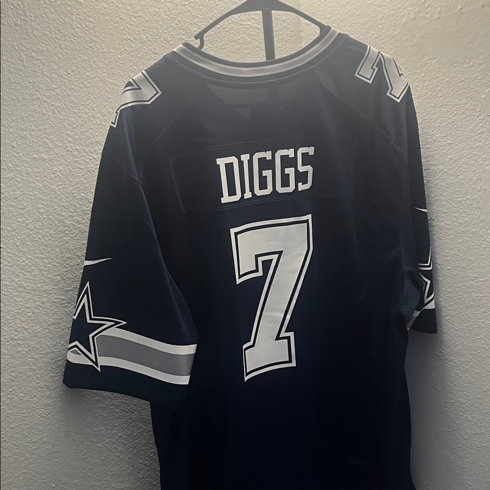 Nike - Trevon Diggs #7 - Dallas Cowboys Jersey
